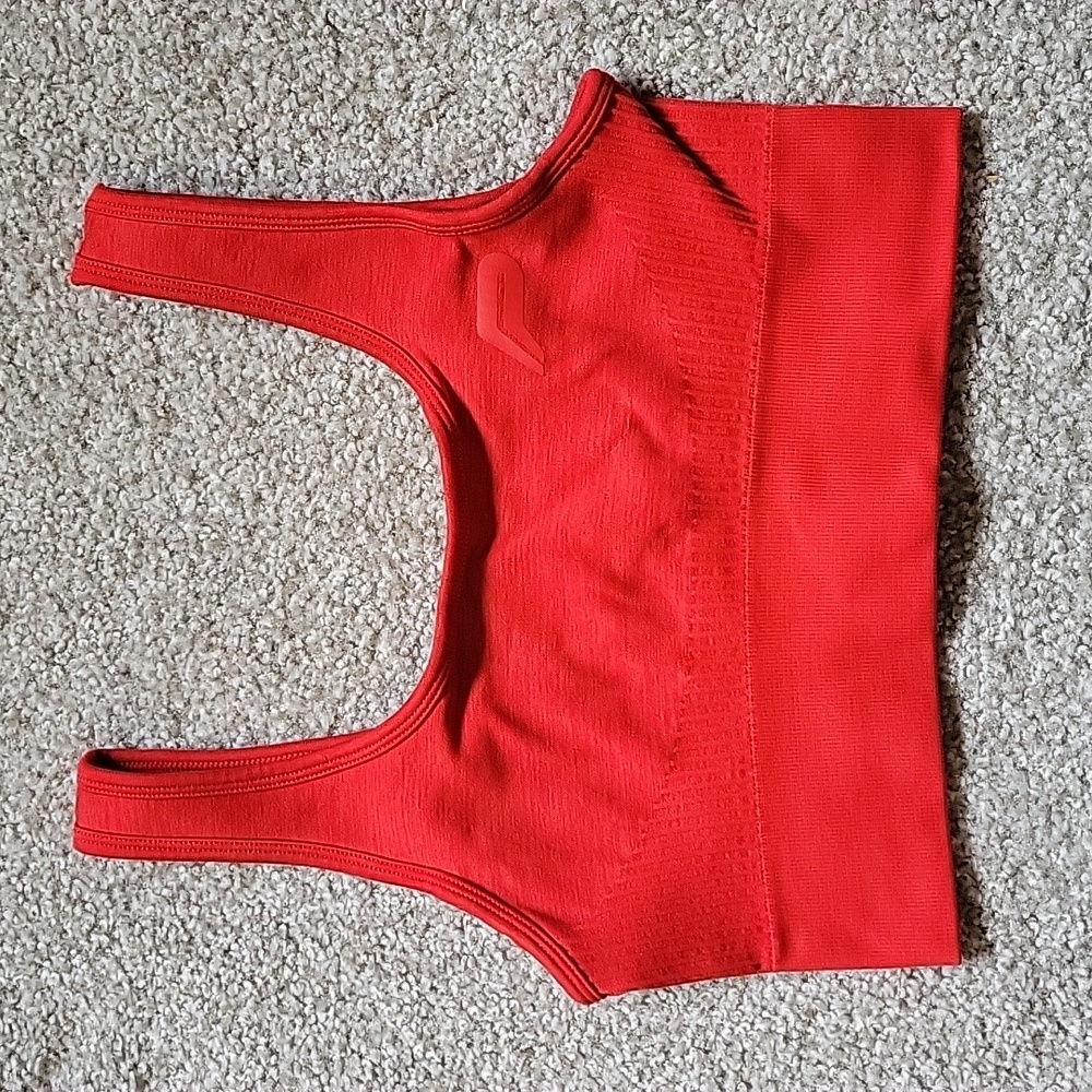 Adapt Seamless Sports Bra